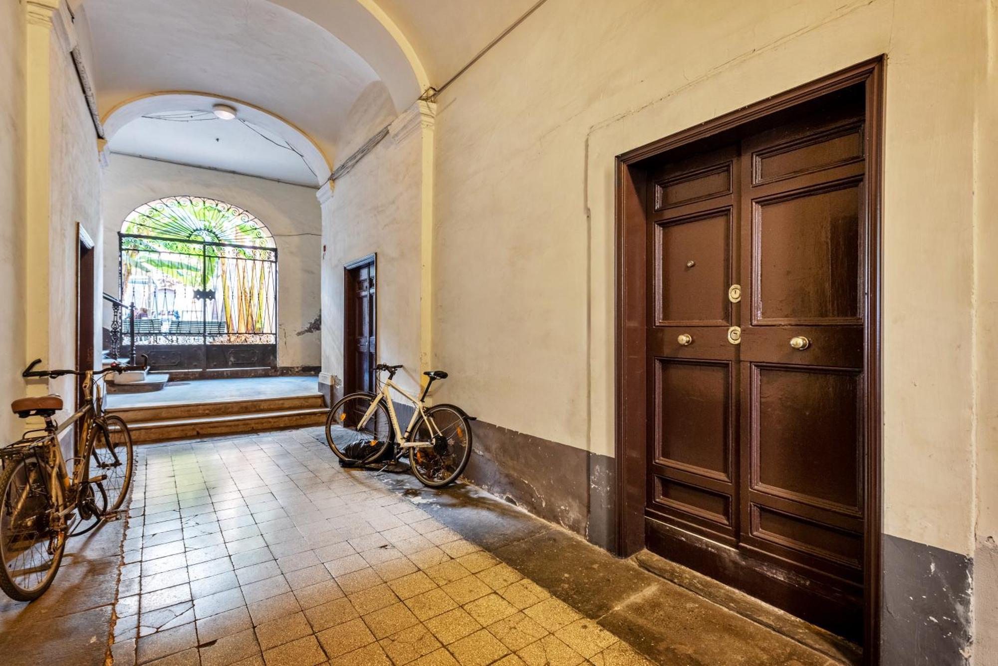Colosseo 62 Apartment Рим Екстер'єр фото